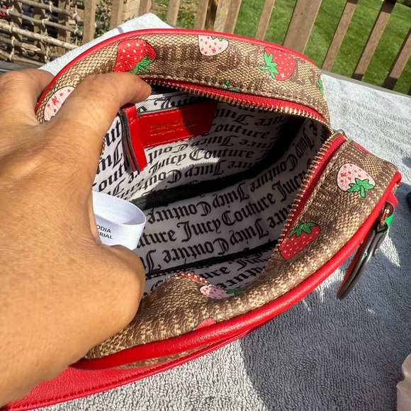 NWT! Juicy Couture Exclusive Collection Red and Brown Strawberry Crossbody Bag - Picture 5 of 7